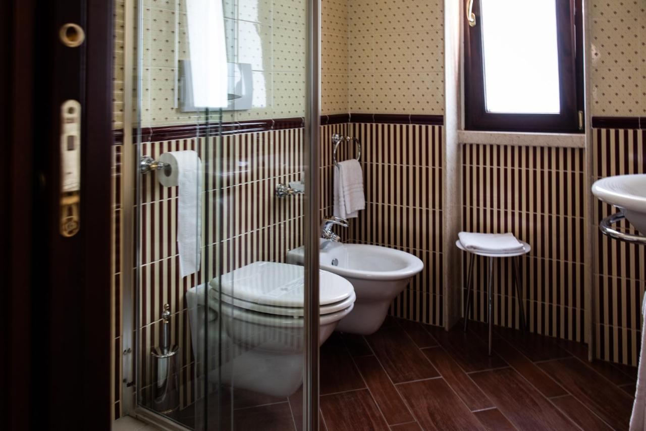 Hotel Petite Fleur روكاراسو المظهر الخارجي الصورة