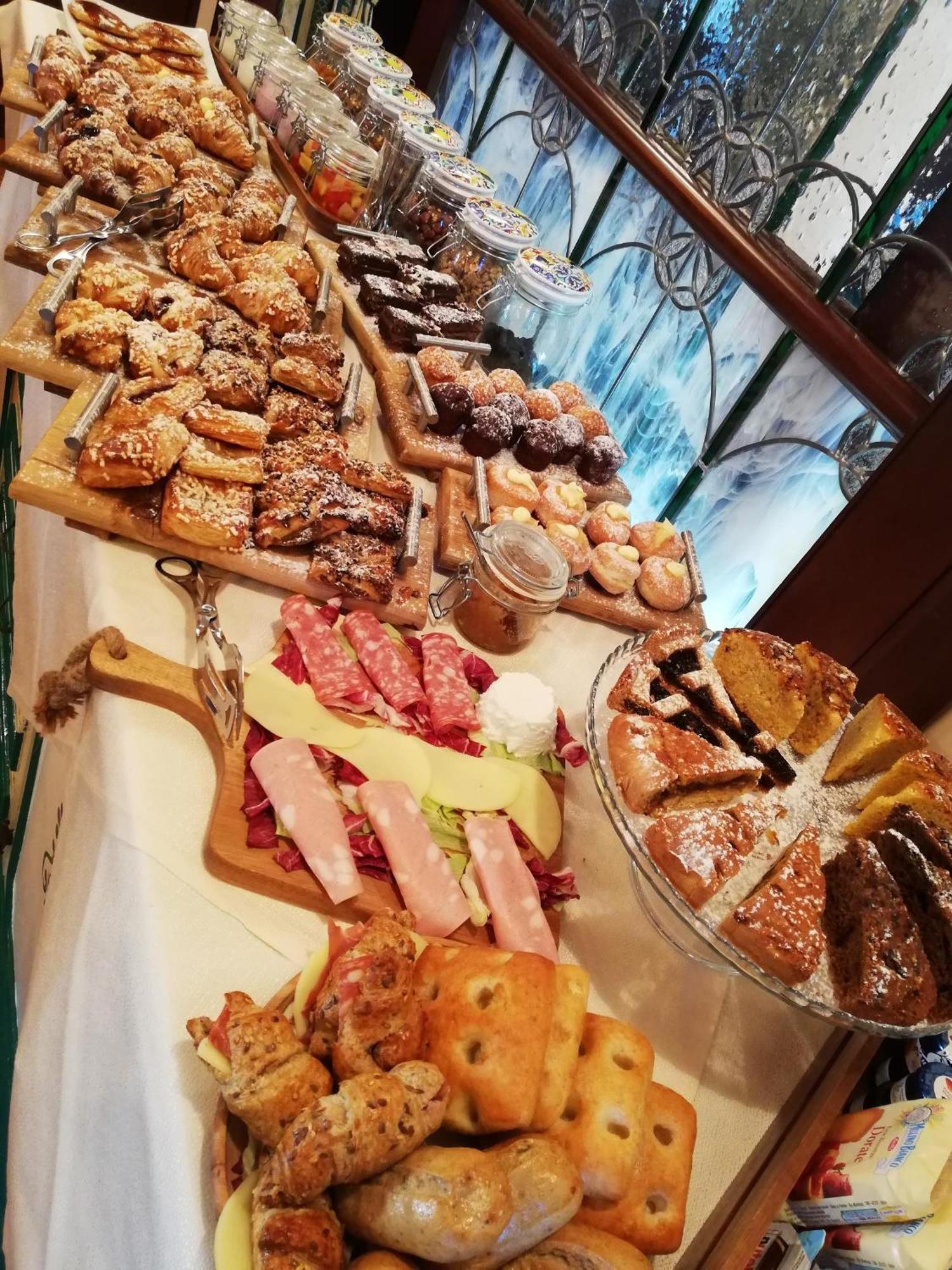 Hotel Petite Fleur روكاراسو المظهر الخارجي الصورة